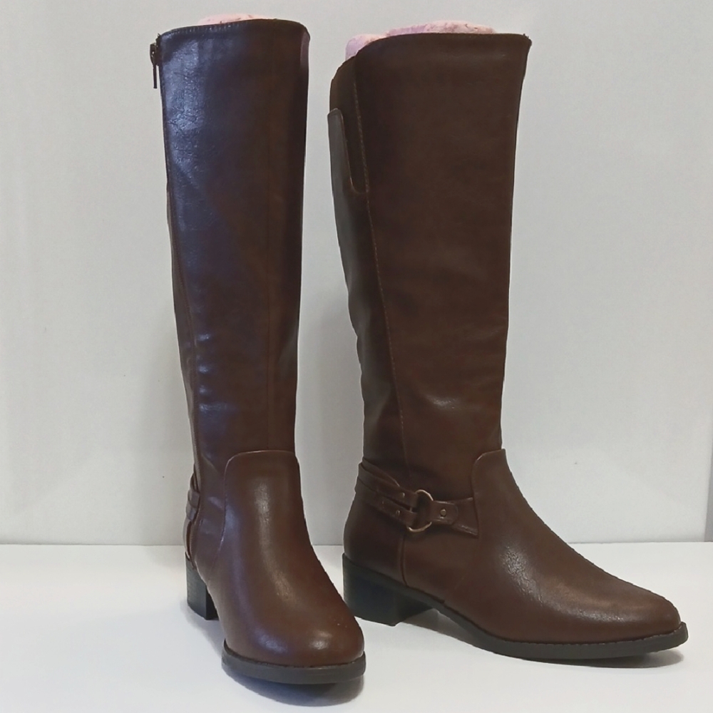 Womens' 7.5 Easy Street Knee-High Boots